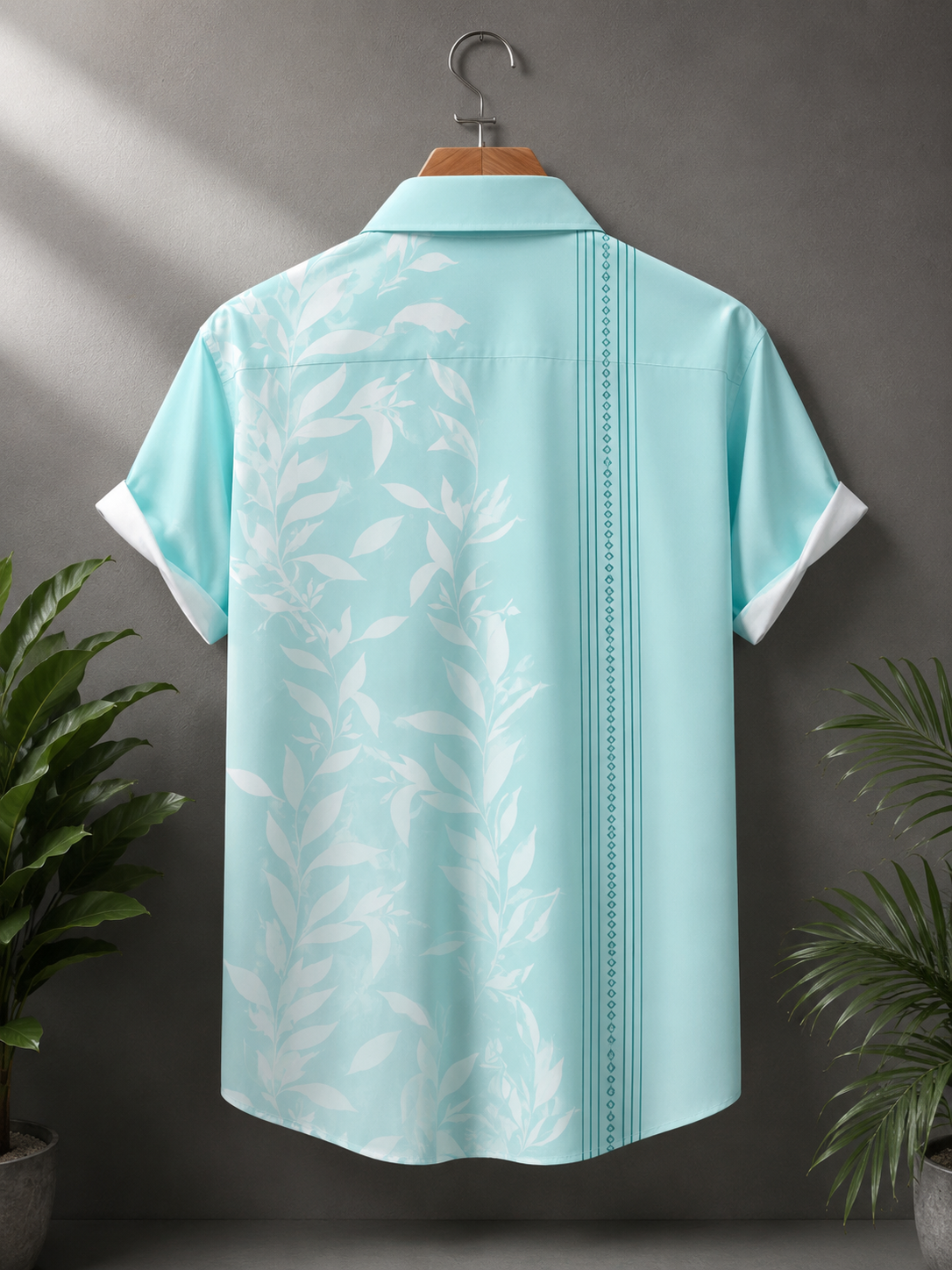 Men's Slim Fit Solid Cutaway Collar Casual Shirt