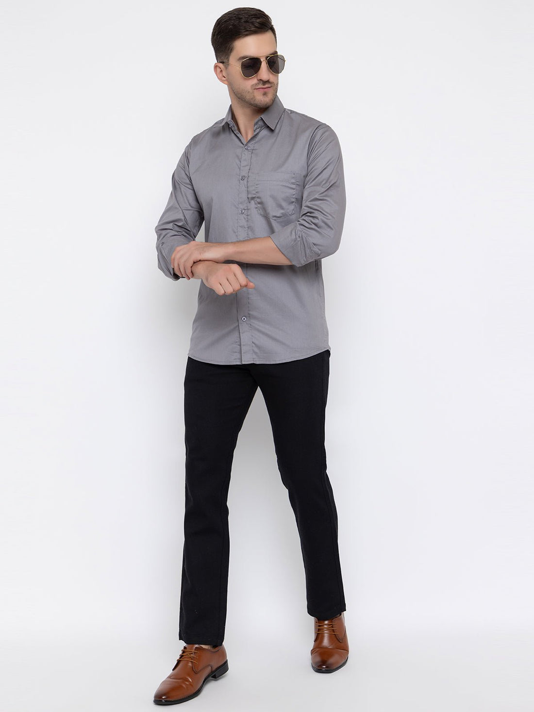 Men Regular Fit Solid Spread Collar Casual Shirt - Dynadrops.In