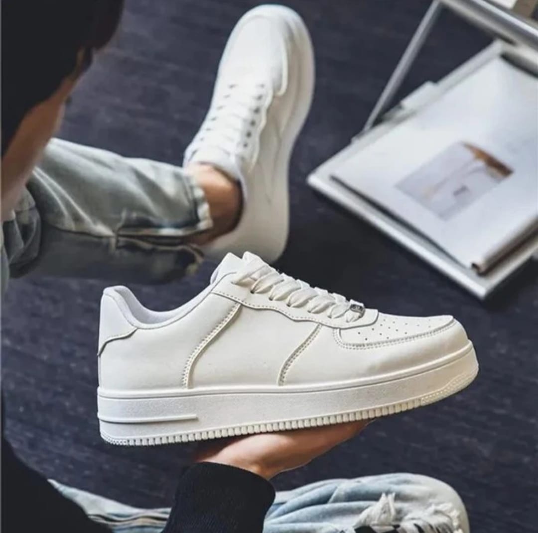 White Low-Top Sneakers for Men, Lace-Up Athletic Casual Shoes - Dynadrops
